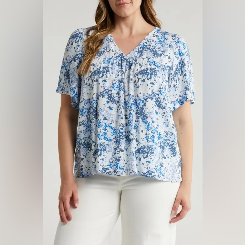 Caslon Blue and White Flutter Sleeve Blouse - Picture 4 of 12